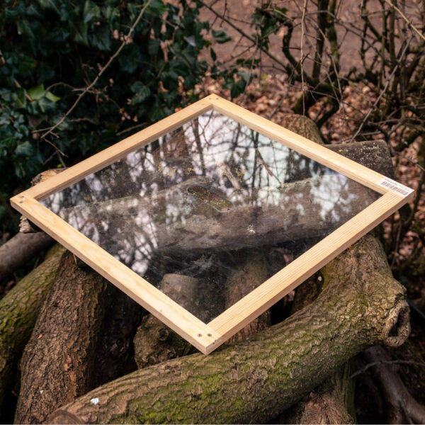 Polycarbonate Quilt With Hole