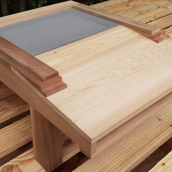 WBC Open Mesh Floor  with Legs